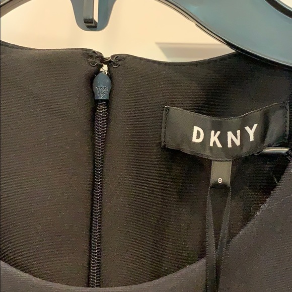 Dress - Picture 3 of 4